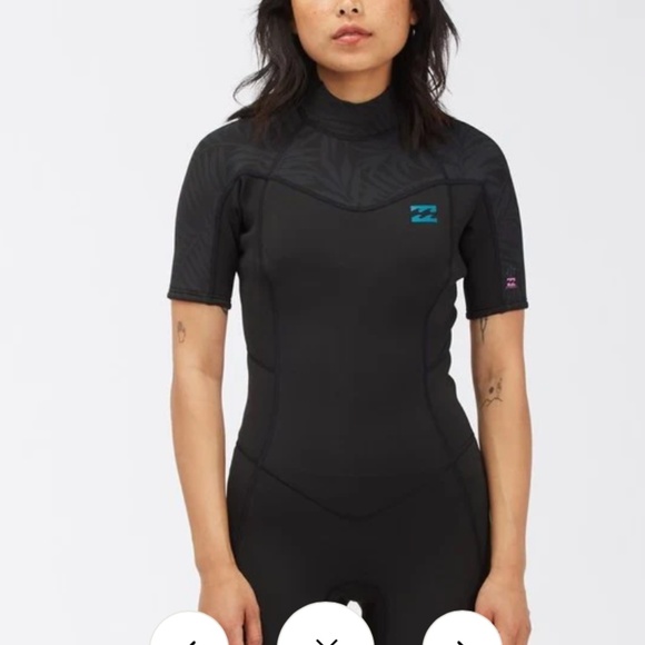 Women's Billabong Synergy Backzip Shorty Wetsuit 2mm - Picture 1 of 5